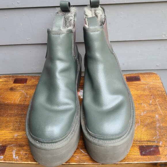 UGG Neumel Platform Chelsea Boot FOREST Night size 9 - Picture 10 of 13